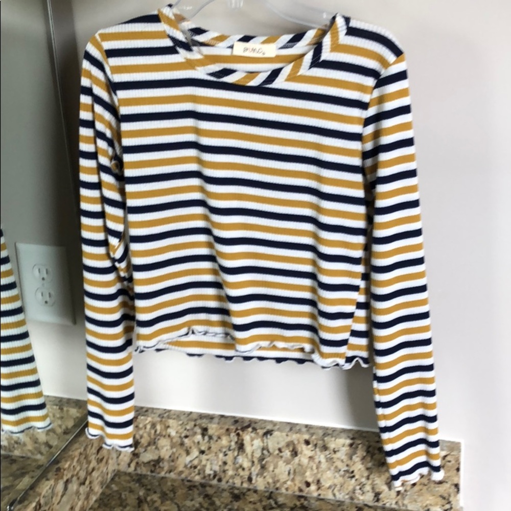 Tight Long-Sleeved Crop Top from Pinc